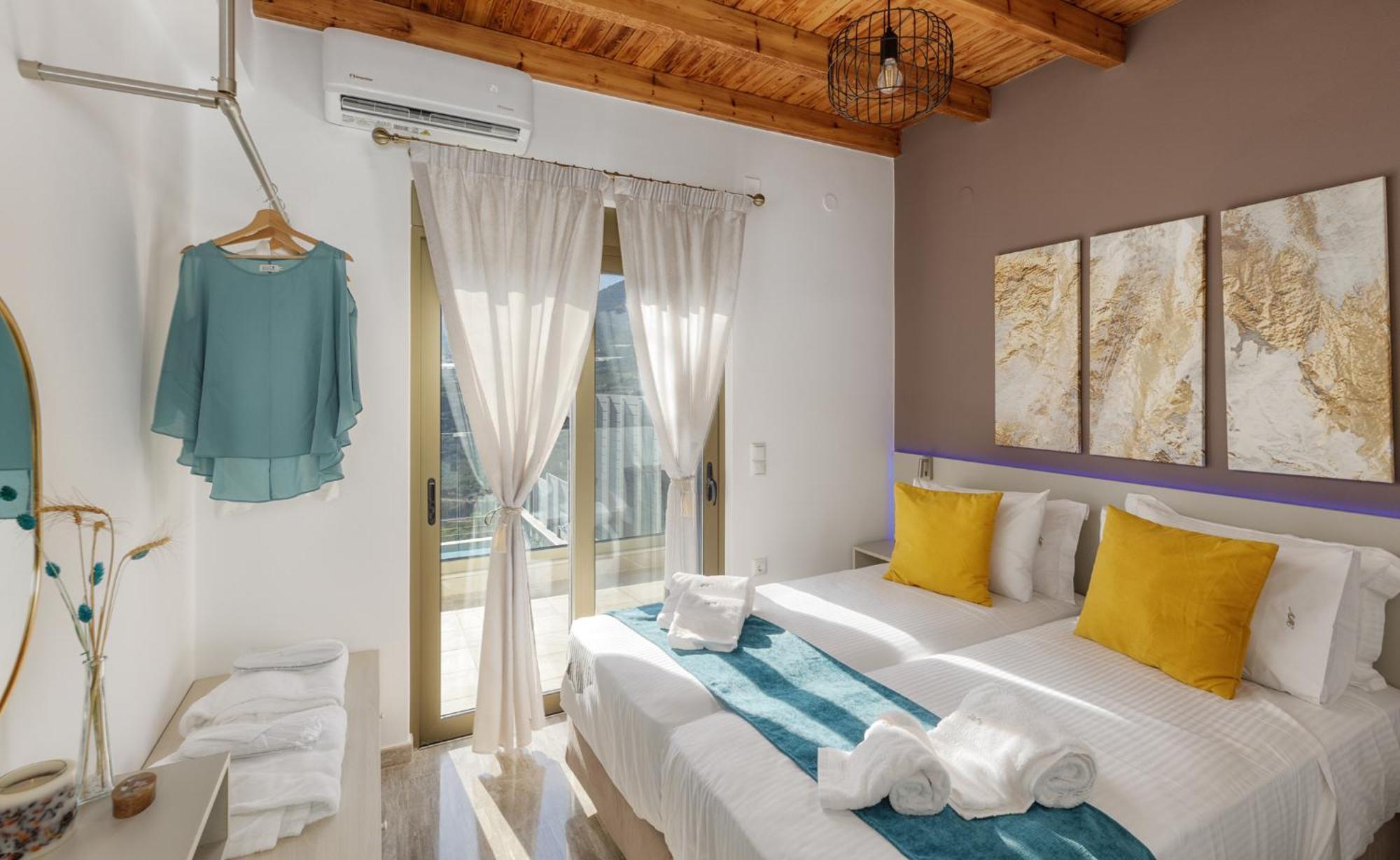Mediterranean View Villa Makrýgialos 外观 照片