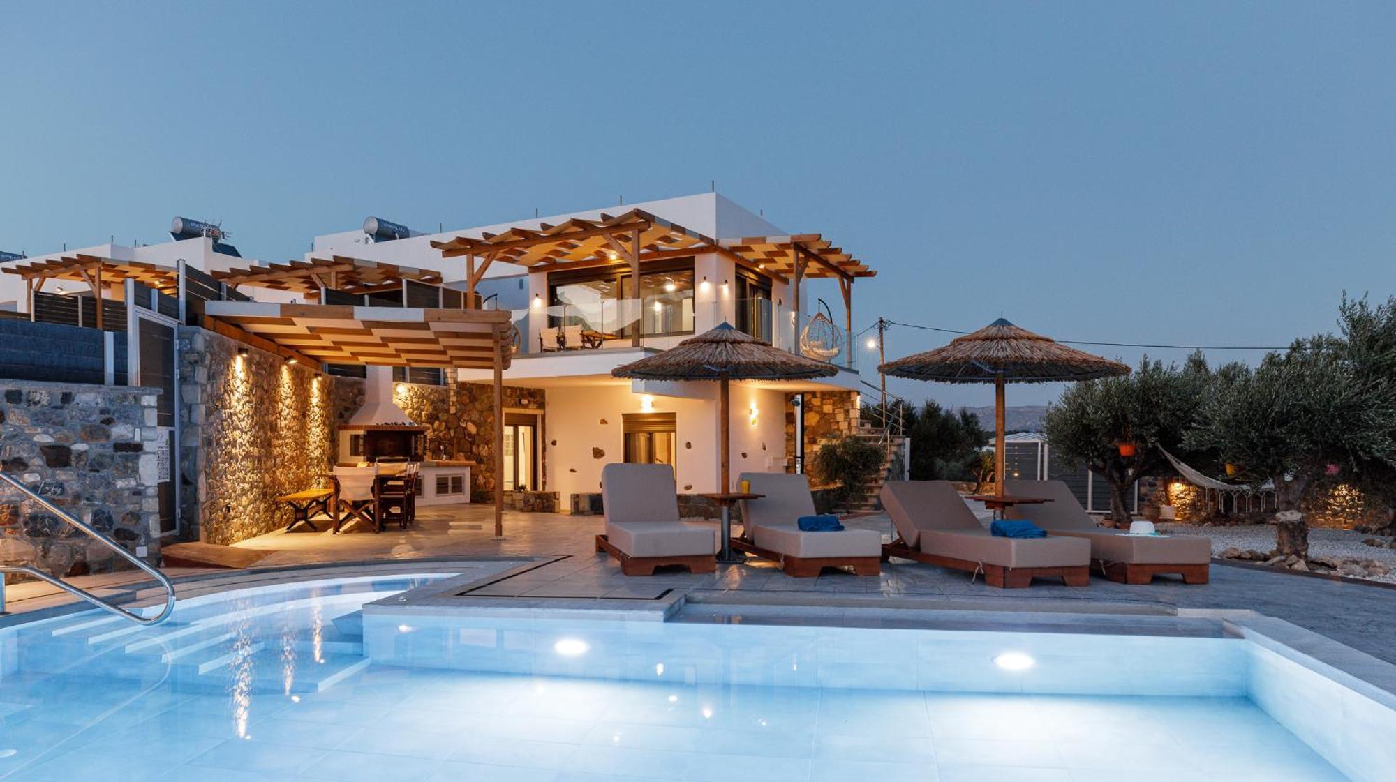 Mediterranean View Villa Makrýgialos 外观 照片