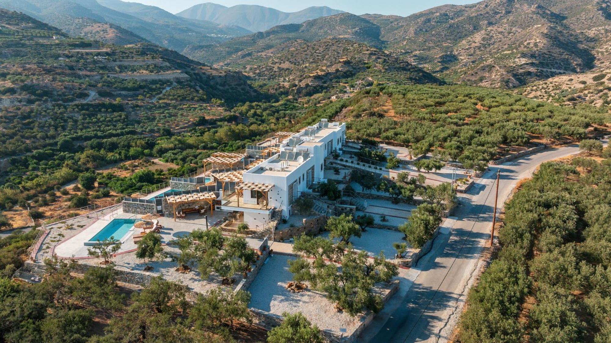 Mediterranean View Villa Makrýgialos 外观 照片